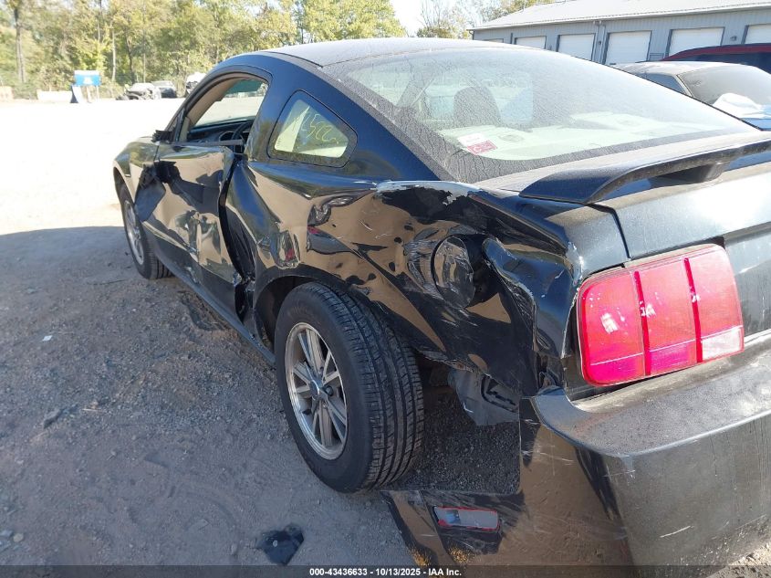 2005 Ford Mustang V6 Deluxe/V6 Premium VIN: 1ZVFT80NX55114915 Lot: 43436633