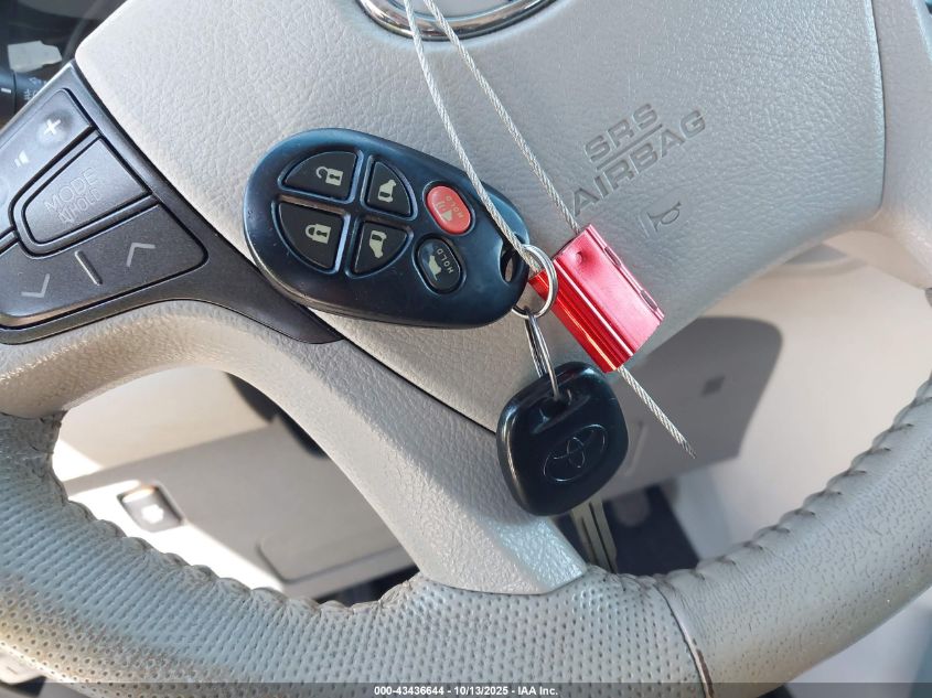 2012 Toyota Sienna Se 8 Passenger VIN: 5TDXK3DC9CS188145 Lot: 43436644