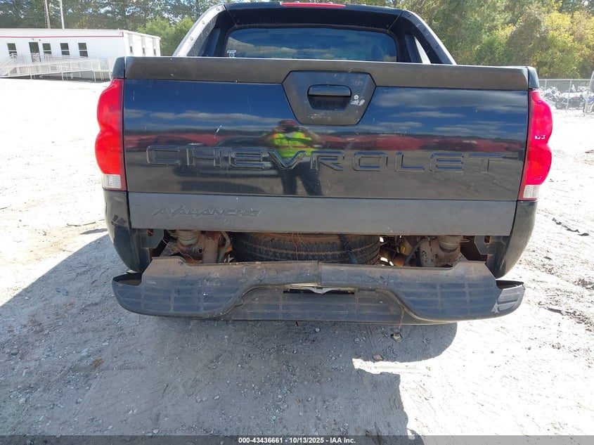 2003 Chevrolet Avalanche 1500 VIN: 3GNEK13T63G245260 Lot: 43436661
