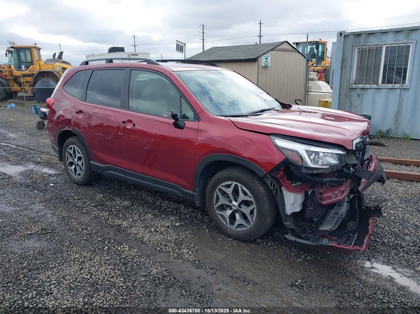 SUBARU FORESTER PREMIUM