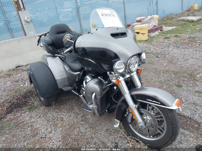 2016 Harley-Davidson Flhtcutg Tri Glide Ultra
