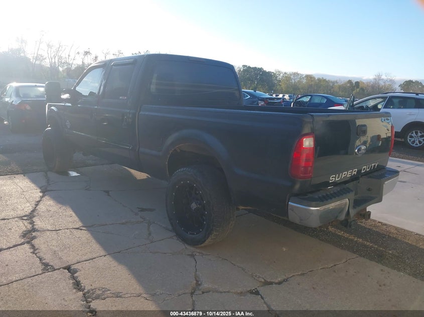 2011 FORD F-250 auction photo 3