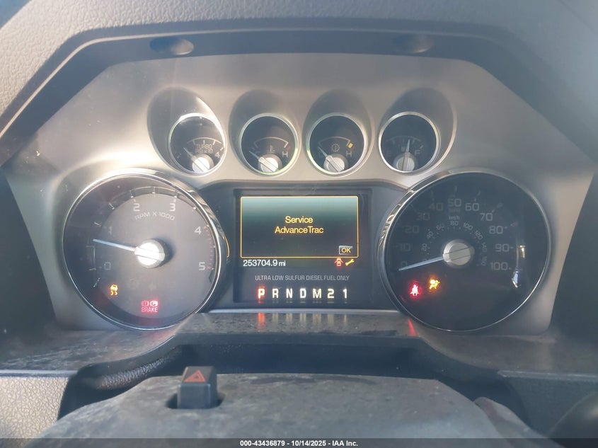 2011 FORD F-250 auction photo 7