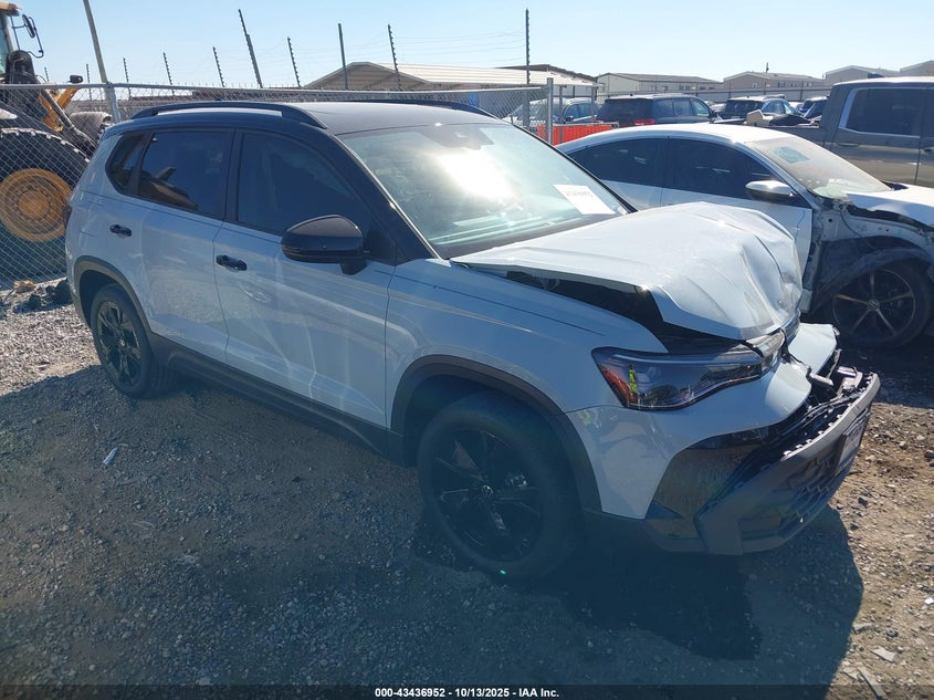 VOLKSWAGEN TAOS 1.5T SE BLACK