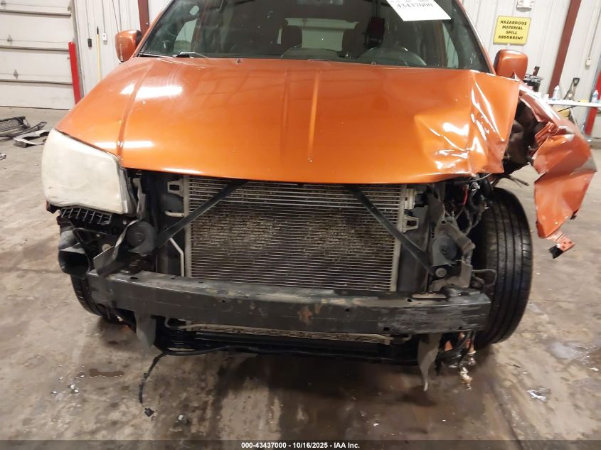 2011 Dodge Grand Caravan R/T VIN: 2D4RN7DG0BR710424 Lot: 43437000