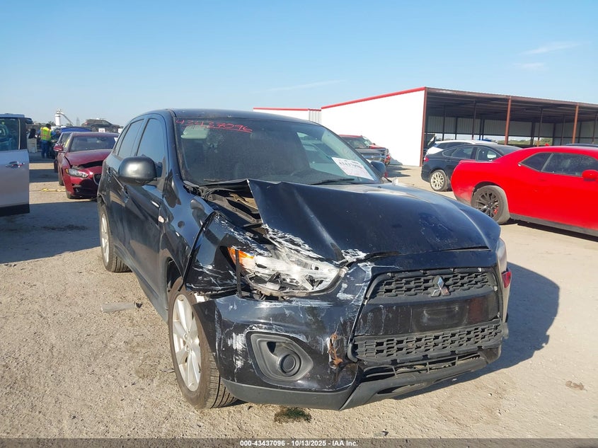 MITSUBISHI OUTLANDER SPORT ES
