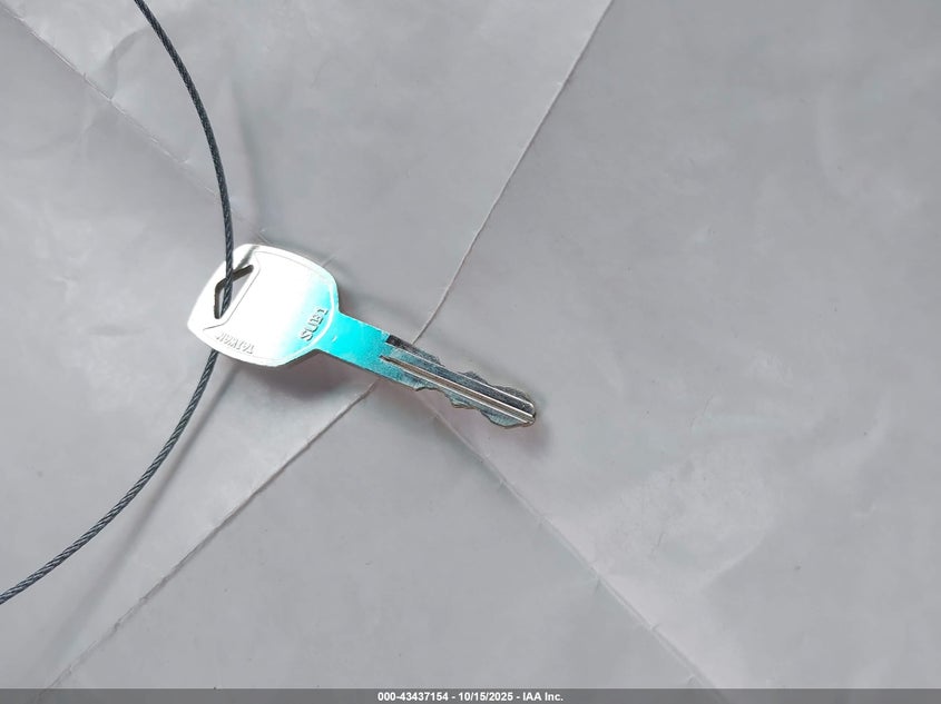 2000 Subaru Outback VIN: 4S3BH6758Y7665236 Lot: 43437154