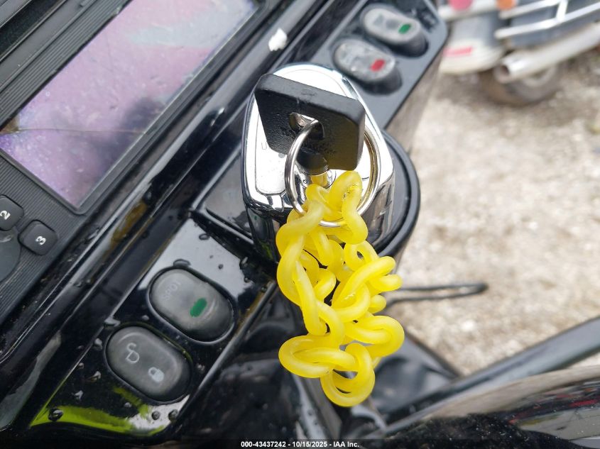 2009 Harley-Davidson Flhx VIN: 1HD1KB4179Y667352 Lot: 43437242