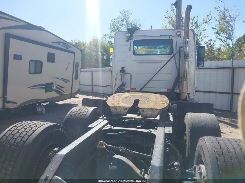 2014 Volvo Vn Vnl VIN: 4V4NC9DG2EN174644 Lot: 43437337