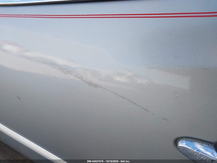 2007 Buick Lacrosse Cxl VIN: 2G4WD582371112044 Lot: 43437475