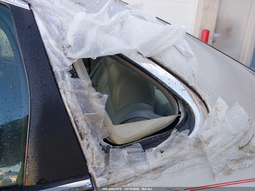 2007 Buick Lacrosse Cxl VIN: 2G4WD582371112044 Lot: 43437475