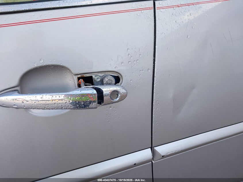 2007 Buick Lacrosse Cxl VIN: 2G4WD582371112044 Lot: 43437475