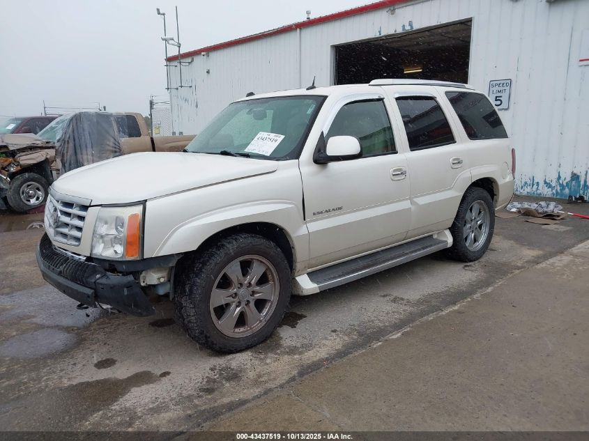 2005 Cadillac Escalade Standard