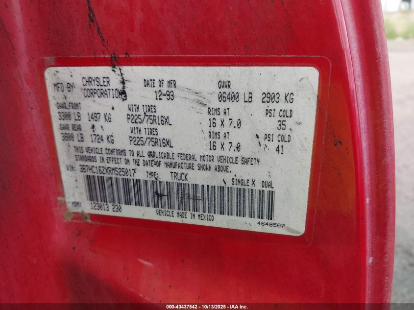 1994 Dodge Ram 1500 VIN: 3B7HC16ZXRM525017 Lot: 43437542