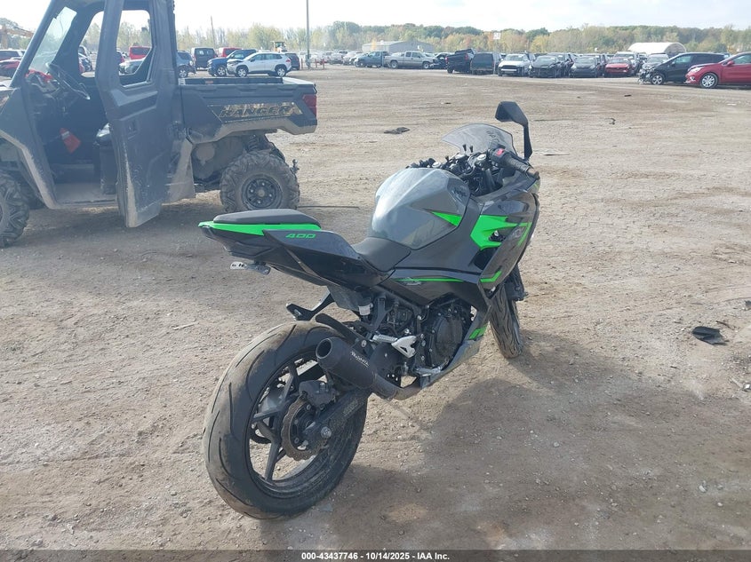 JKAEXKG10KDA30460 2019 KAWASAKI EX photo no. 4