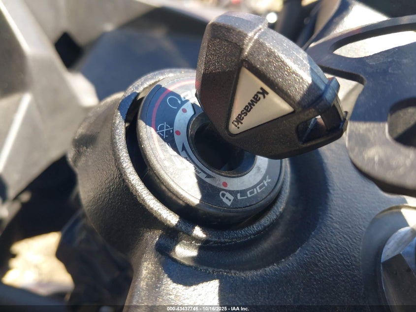 2019 Kawasaki Ex400 VIN: JKAEXKG10KDA30460 Lot: 43437746