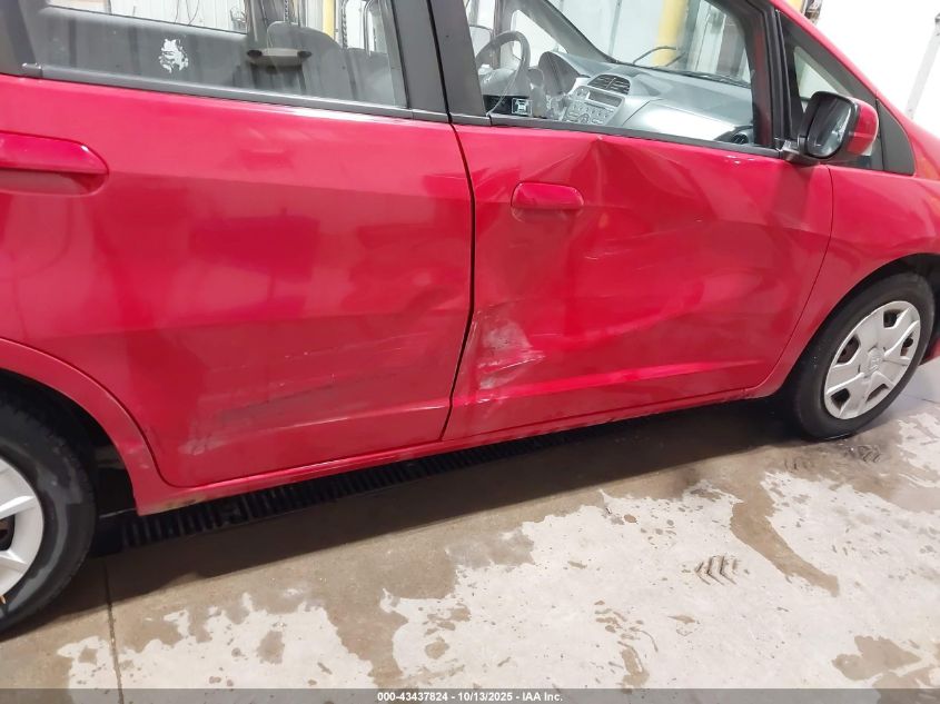 2013 Honda Fit VIN: JHMGE8H3XDC076986 Lot: 43437824