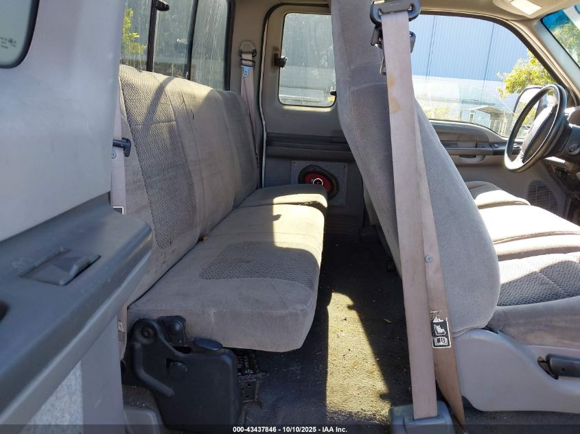 2001 Ford F-250 Lariat/Xl/Xlt VIN: 1FTNX21S51EA73768 Lot: 43437846