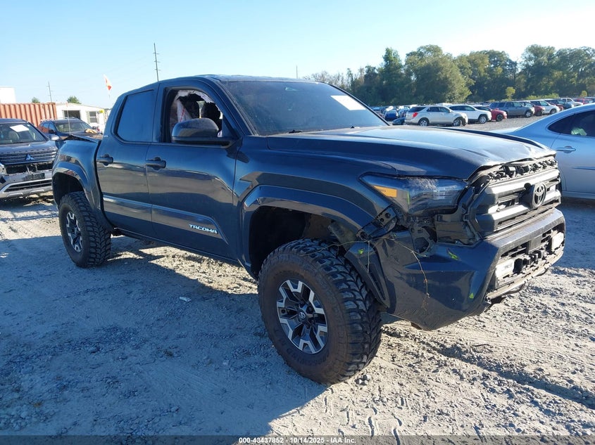 TOYOTA TACOMA SR5
