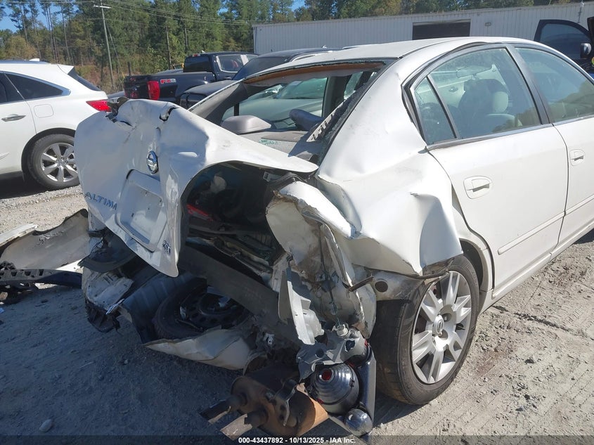 2005 Nissan Altima 2.5 S VIN: 1N4AL11D05N460567 Lot: 43437892