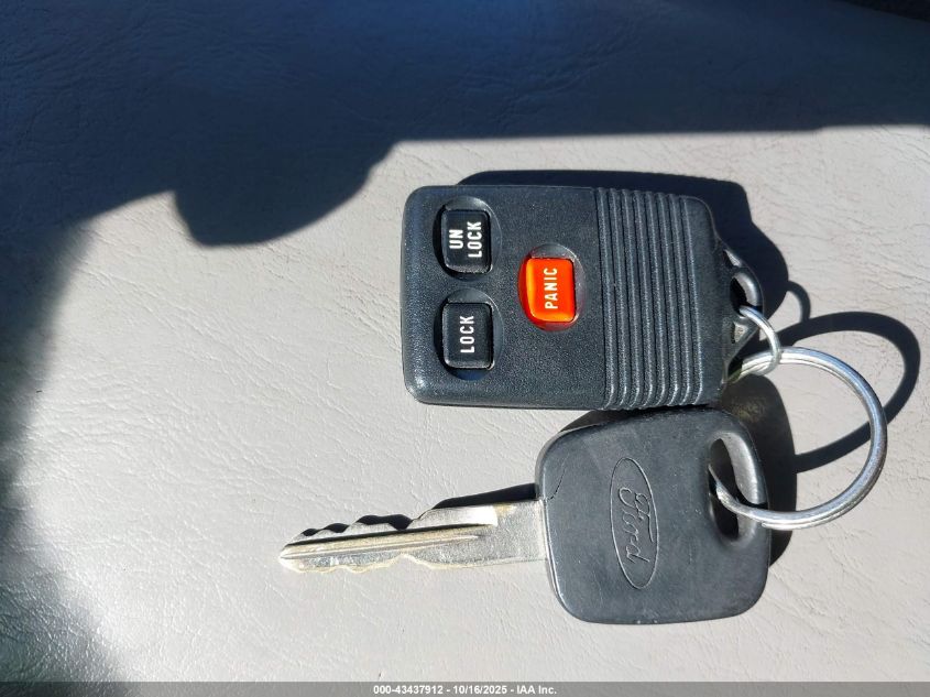 1997 Ford Expedition Eddie Bauer/Xlt VIN: 1FMEU18W6VLB56280 Lot: 43437912