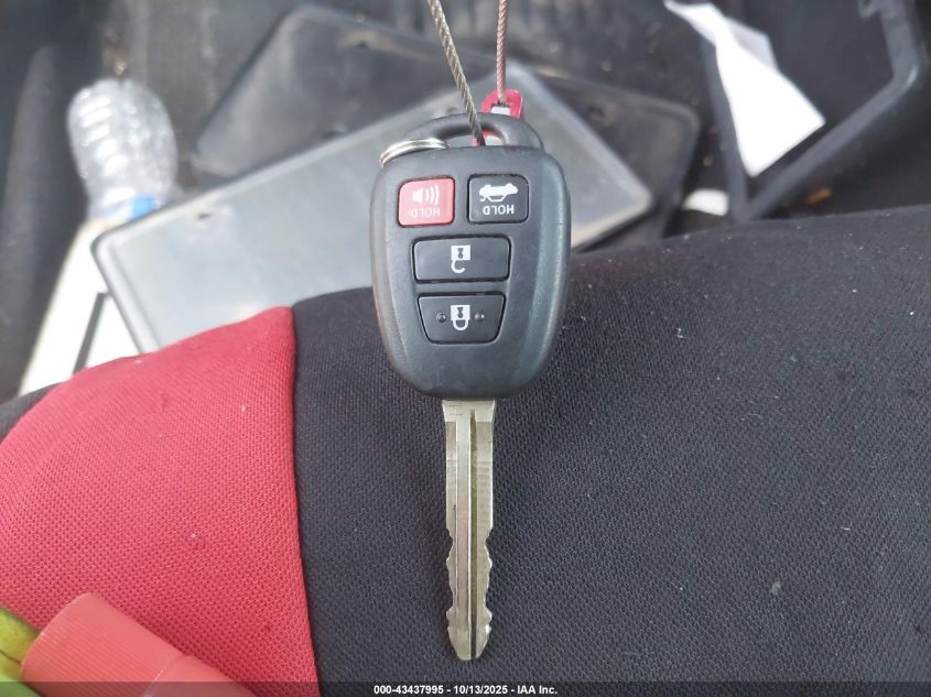 2018 Toyota Corolla Le VIN: 5YFBURHEXJP851683 Lot: 43437995