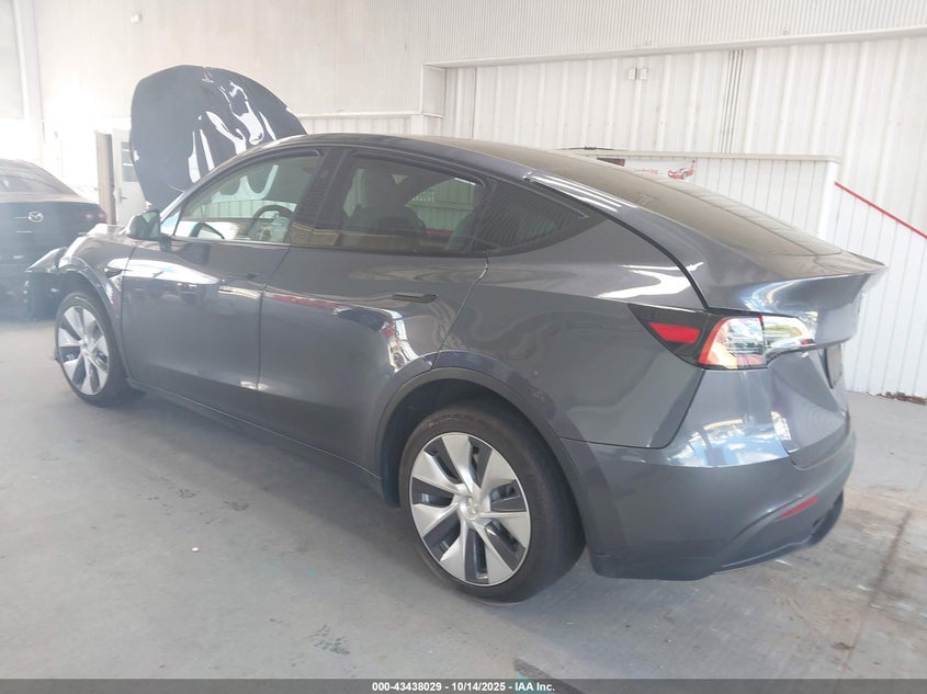 7SAYGDEE4PF799452 2023 TESLA MODEL Y photo no. 3