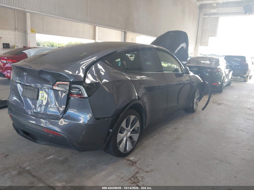 7SAYGDEE4PF799452 2023 TESLA MODEL Y photo no. 4