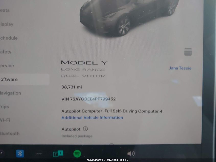 2023 Tesla Model Y Awd/Long Range Dual Motor All-Wheel Drive VIN: 7SAYGDEE4PF799452 Lot: 43438029