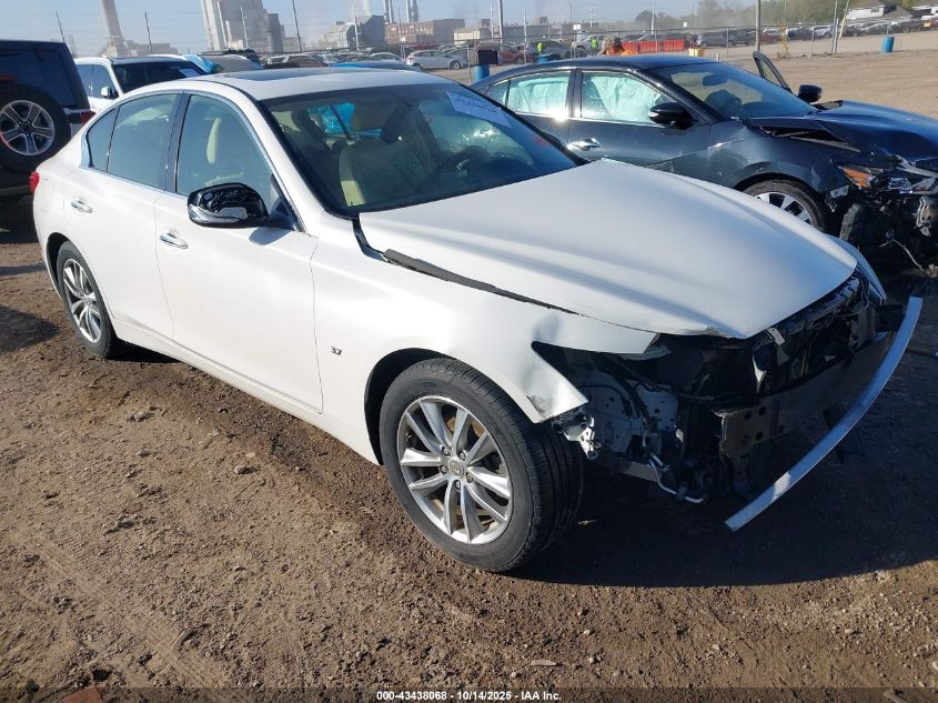 INFINITI Q50 PREMIUM/SPORT