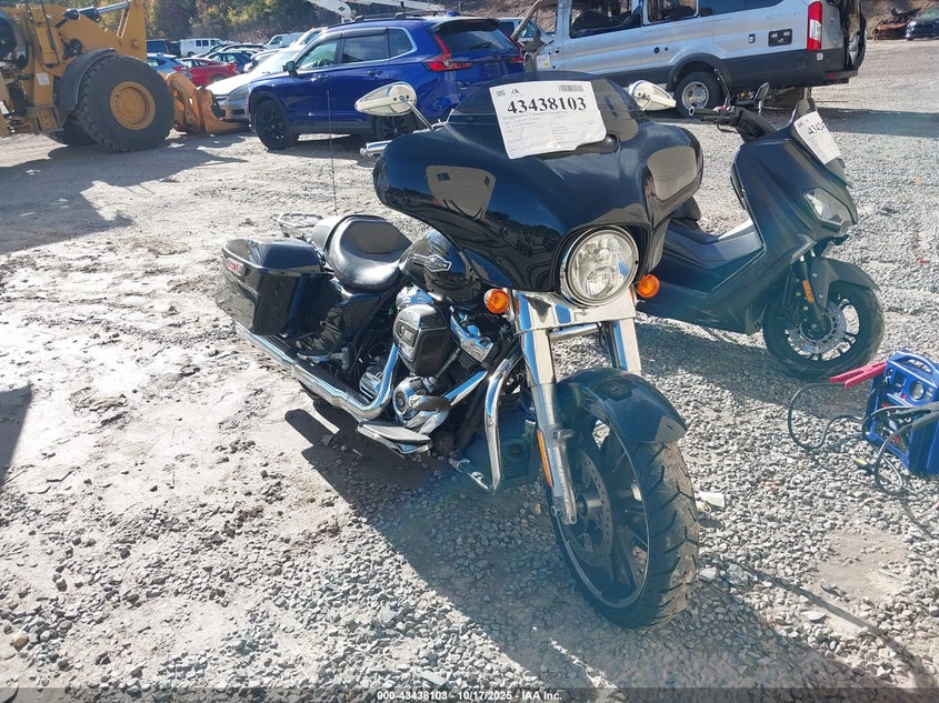 2021 HARLEY-DAVIDSON FLHX - 1HD1KBC12MB641500