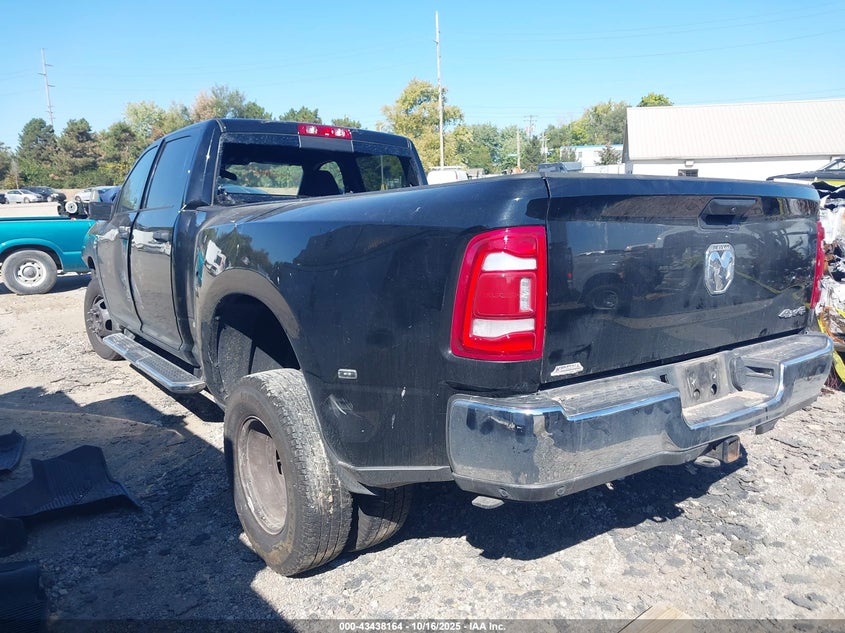 2024 Ram 3500 Tradesman 4X4 8' Box 3C63RRGL6RG371848 photo #4