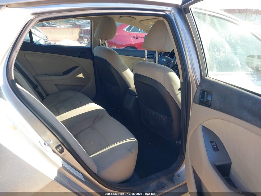 2013 KIA OPTIMA LX 5XXGM4A73DG206245