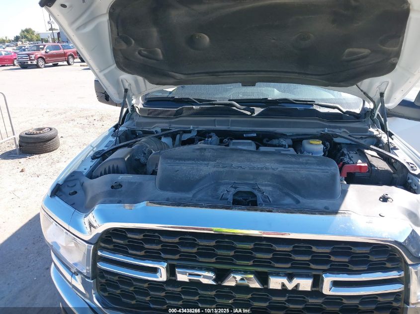 2024 Ram 3500 Big Horn 4X4 8' Box VIN: 3C63R3HLXRG339299 Lot: 43438266