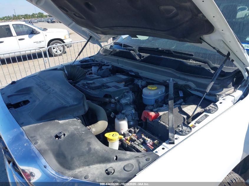 2024 Ram 3500 Big Horn 4X4 8' Box VIN: 3C63R3HLXRG339299 Lot: 43438266