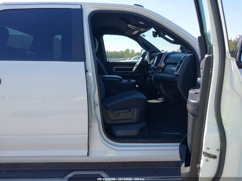 2024 Ram 3500 Big Horn 4X4 8' Box VIN: 3C63R3HLXRG339299 Lot: 43438266