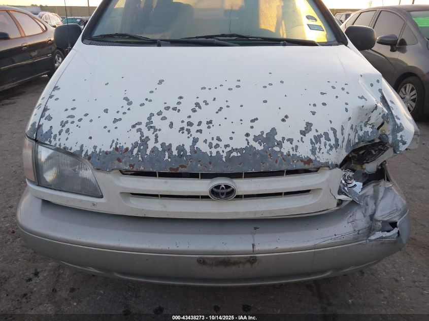 1999 Toyota Sienna Xle VIN: 4T3ZF13C8XU160148 Lot: 43438273