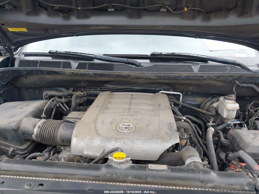 2008 Toyota Sequoia Limited 5.7L V8 VIN: 5TDBY68A68S022921 Lot: 43438309