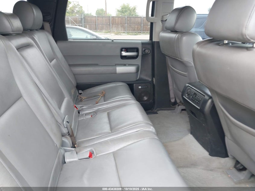 2008 Toyota Sequoia Limited 5.7L V8 VIN: 5TDBY68A68S022921 Lot: 43438309