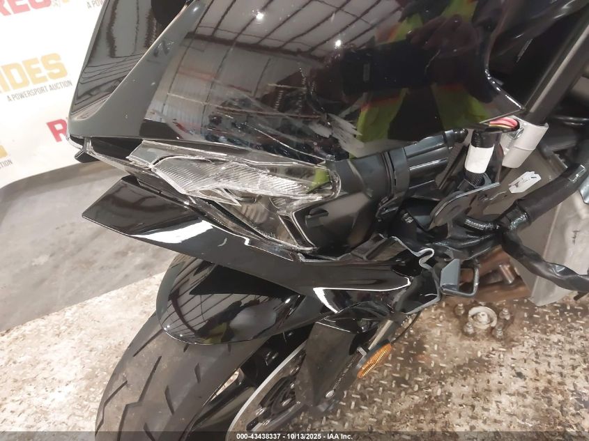 2025 Kawasaki Zx636 K VIN: JKBZXJJ17SA025660 Lot: 43438337