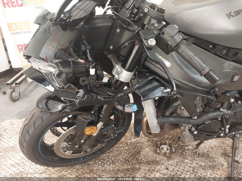 2025 Kawasaki Zx636 K VIN: JKBZXJJ17SA025660 Lot: 43438337