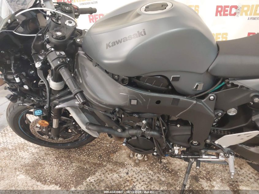 2025 Kawasaki Zx636 K VIN: JKBZXJJ17SA025660 Lot: 43438337