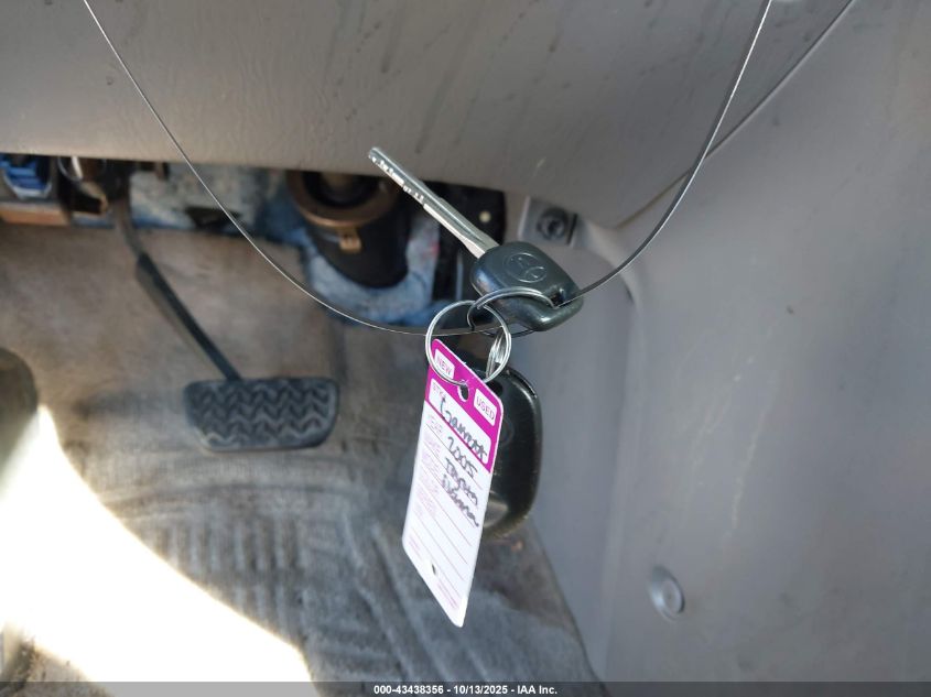 2005 Toyota Sienna Ce VIN: 5TDZA23C65S333703 Lot: 43438356