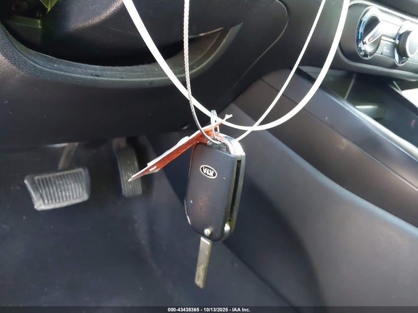 2021 KIA SOUL LX KNDJ23AU3M7787170