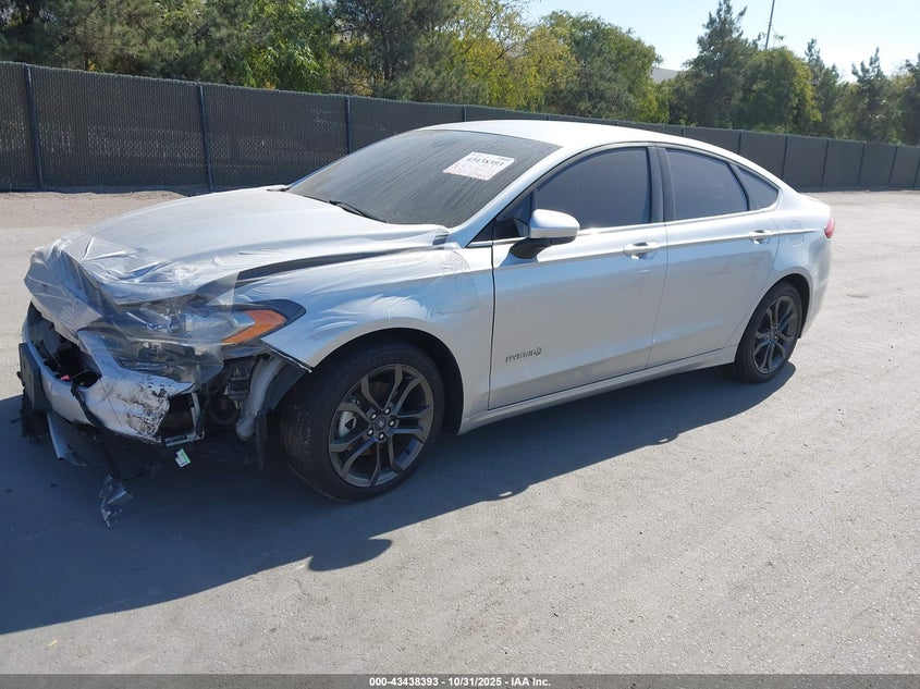 Vin: 3fa6p0lu9jr246198, lot: 43933237, ford fusion hybrid se 20182