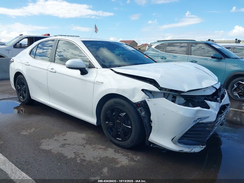 TOYOTA CAMRY HYBRID LE HYBRID