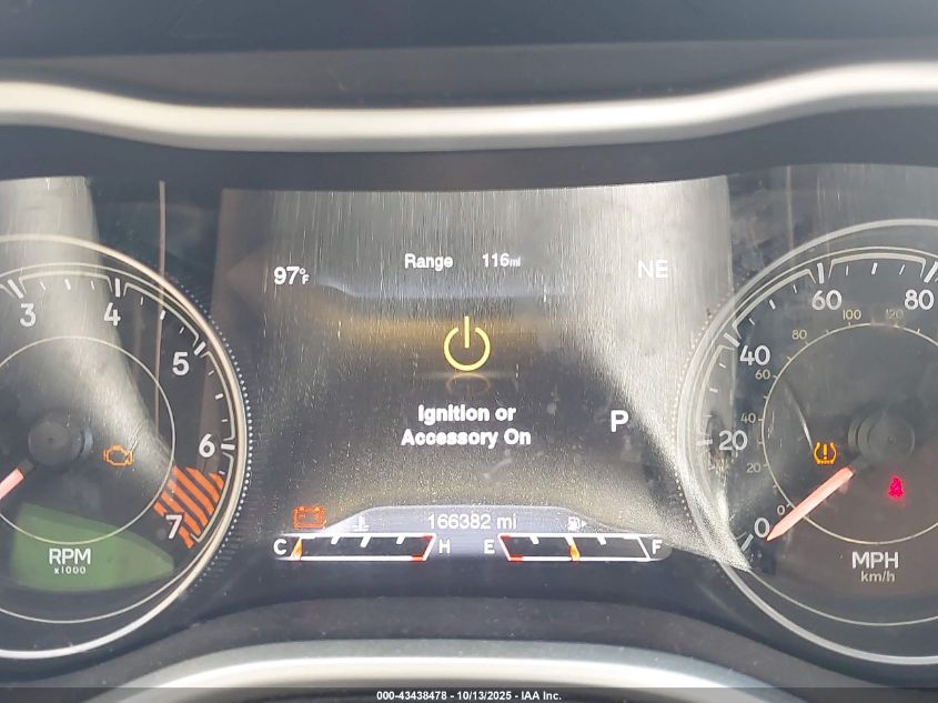 2014 Jeep Cherokee Limited VIN: 1C4PJMDB1EW142554 Lot: 43438478