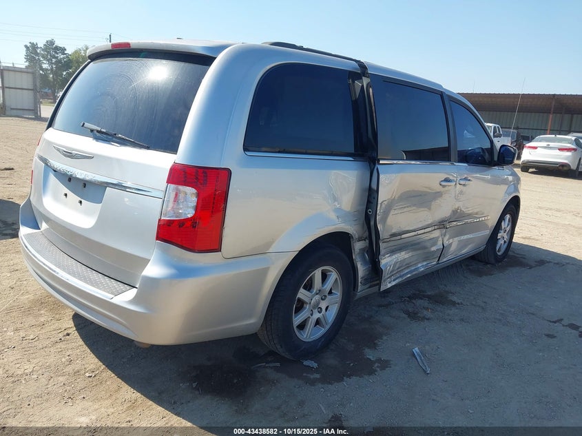 2A4RR5DG9BR771531 2011 CHRYSLER TOWN & COUNTRY photo no. 4
