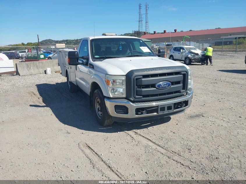 FORD F-250 XL