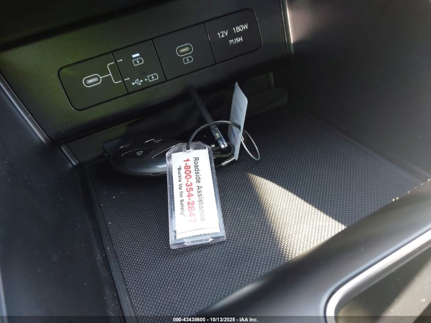 2025 Hyundai Sonata Sel VIN: KMHL64JA2SA488001 Lot: 43438600